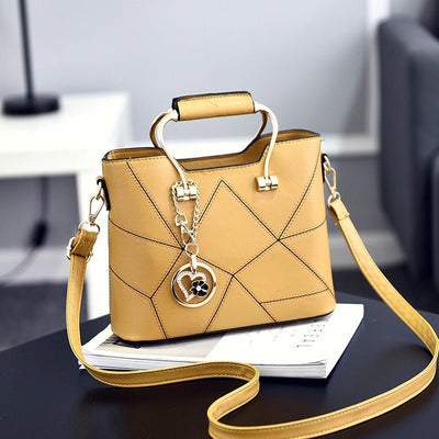 Luxurious cross shoulder hand bagsHandbag