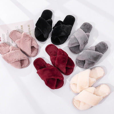 Women Cuddly SlippersSlippers